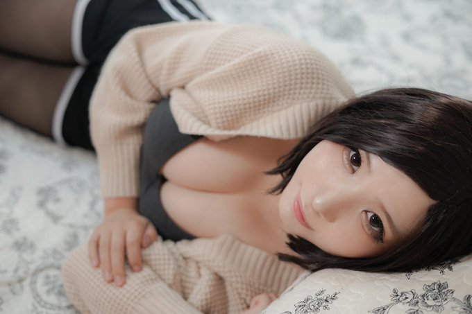 コスプレイヤーイズ氏のTwitter画像13