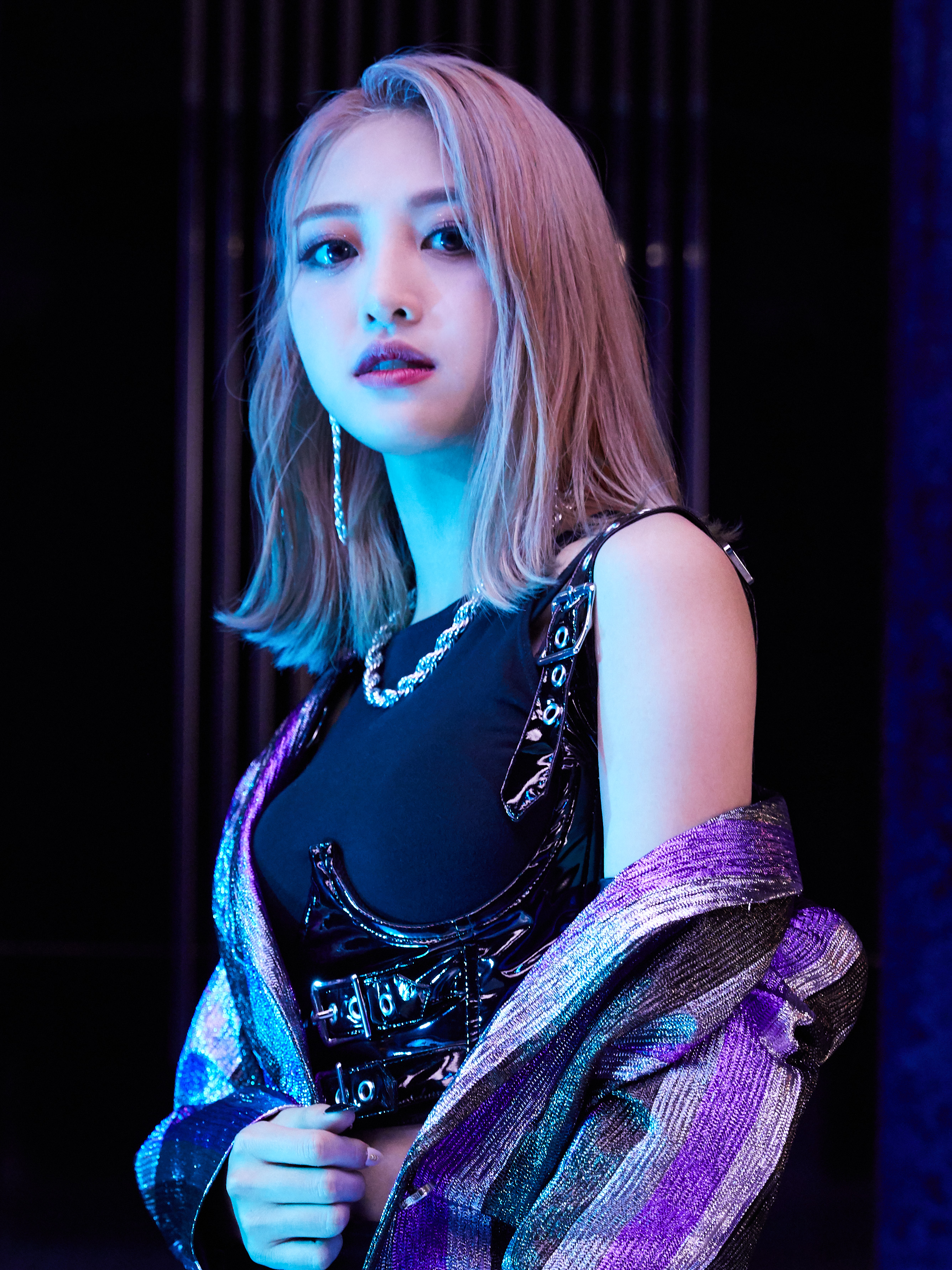 E0SnBYSVEAI23um?format=jpg&name=4096x4096