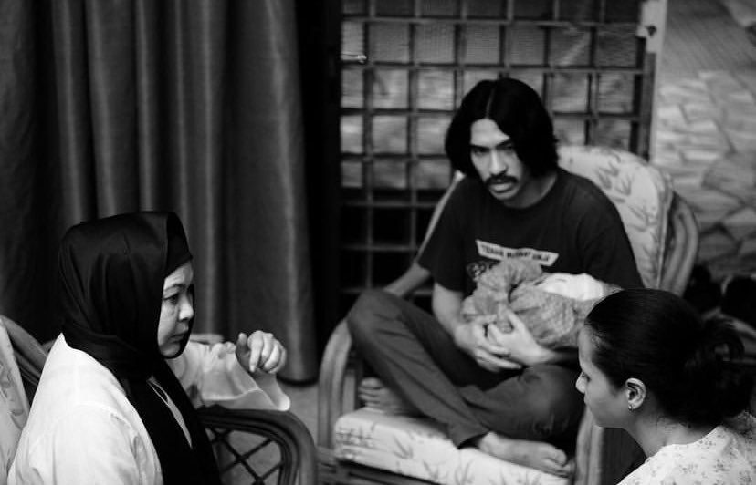 sharifahamani's tweet photo. Gais, ingat tak #5minit short film that I directed in 2018? Now yu can watch it on @AstroGOmy 😍❤️🥰 https://t.co/XZwWHqPZ2c