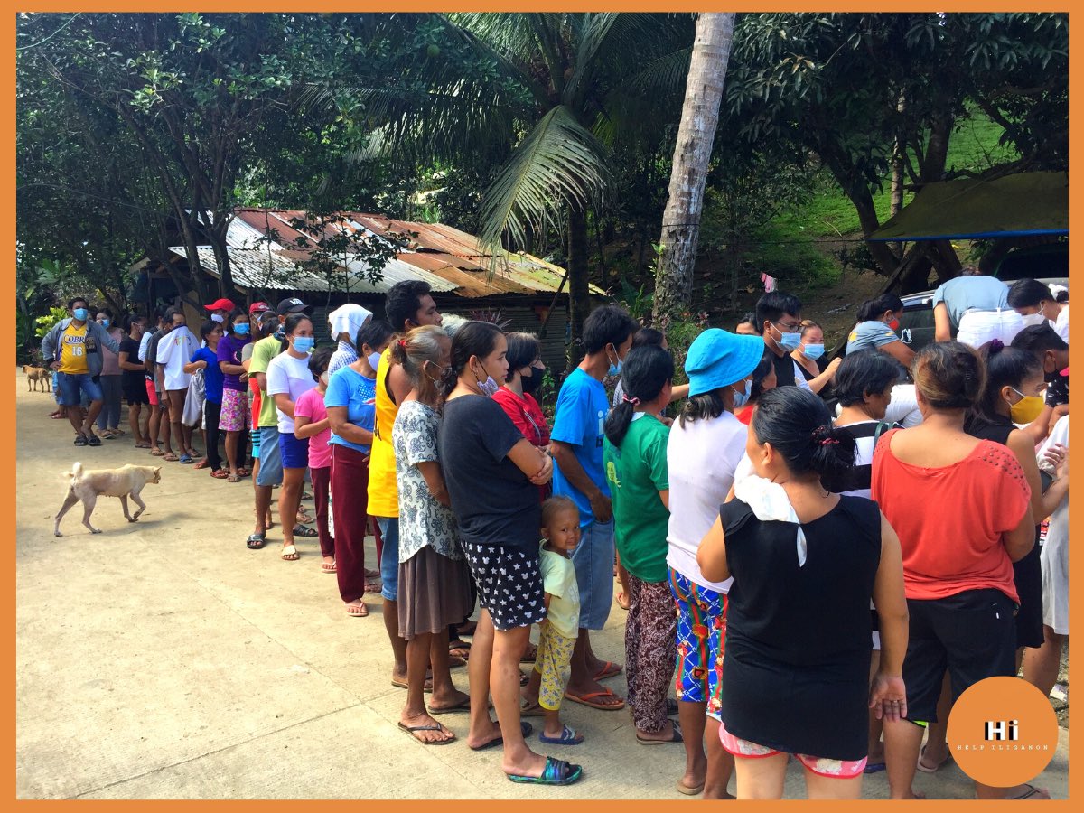 HelpIliganon's tweet photo. The rolling community pantry that took place in Barangay Olas Merila last May 1 was a success!!

Help Iliganon would like to thank everyone who donated especially to the Hona Family and Ballesta Family. 

#RollingCommunityPantry
#HelpILIGANON
#WeHelpAsOne https://t.co/IzkrQAd13x