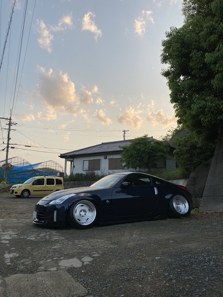 TIO0826's tweet photo. 自分の車見ながらタバコとかコーヒーとかキメるの最高 https://t.co/dXxmelyzbX