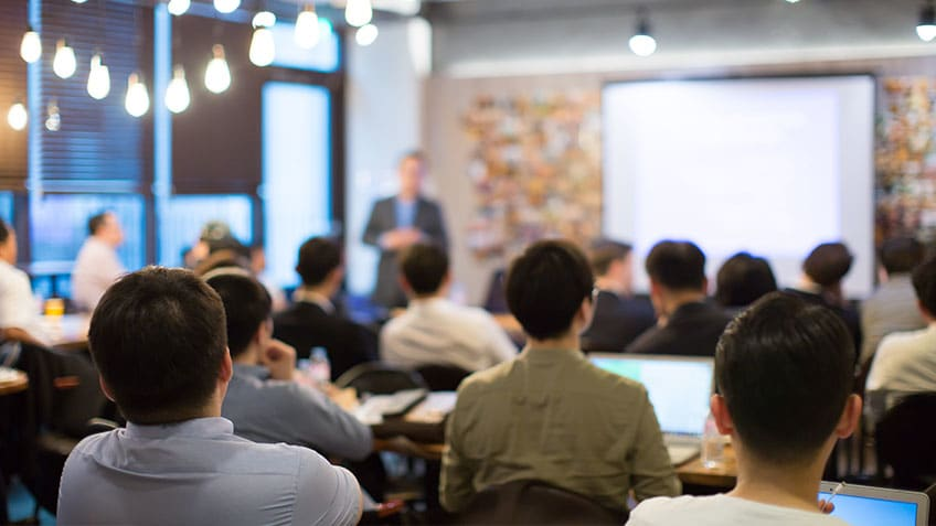 simplilearnb's tweet photo. Top 8 Benefits of Employee Training and Development
https://t.co/hhFVciGOnR https://t.co/jkbyd6f7uA