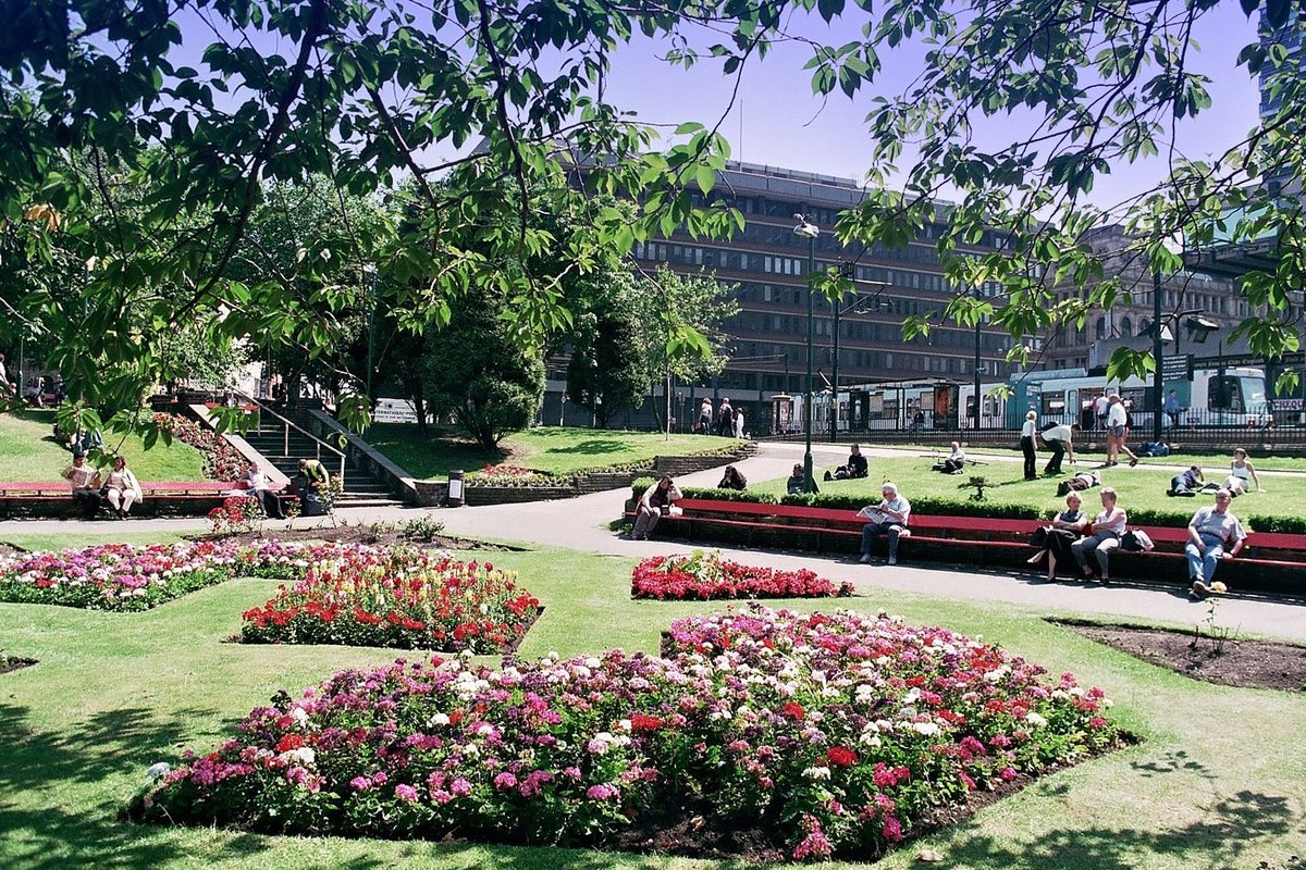 1998 is also the year (believe it or not) of THIS picture, which always sparks a conversation. Piccadilly Gardens. In 1998.