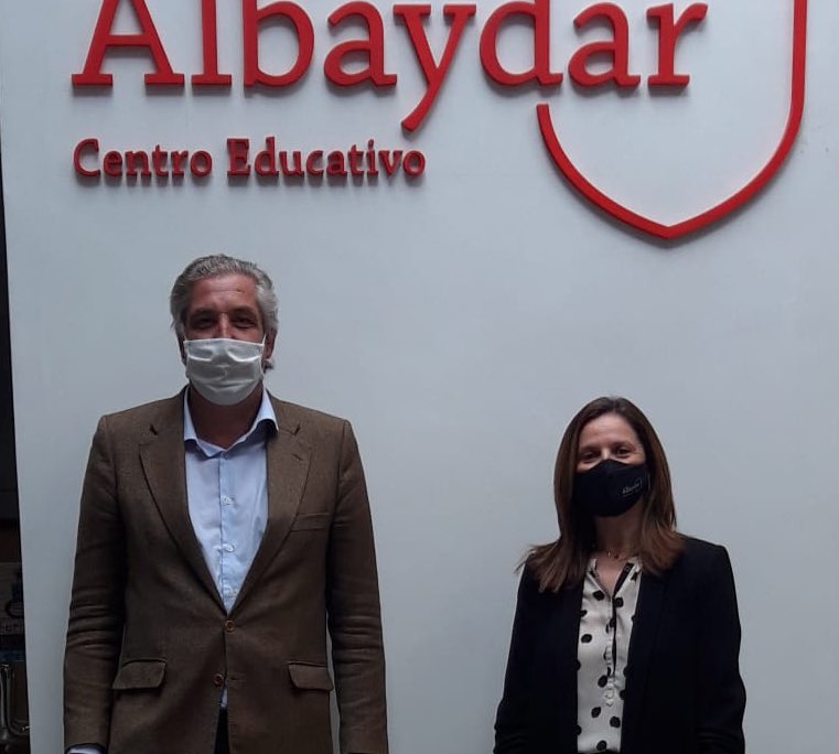 Macarena López, directora de <a href="/albaydar/">Albaydar</a>, y David Alva, director de la Confederación de Empresarios de Sevilla <a href="/CES_Sevilla/">Empresas de Sevilla</a> se han reunido para establecer las actuaciones de colaboración en la formación en alternancia de nuestras alumnas #fpdual #empresas