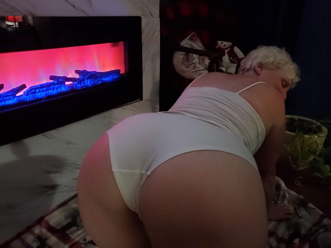 Play time ♡♡♡ #pornhubmodel #pornhublive https://t.co/7UAgvAsnUZ<a href="/tag/pornhubmodel"class="tags">#pornhubmodel</a><a href="/tag/pornhublive"class="tags">#pornhublive</a>