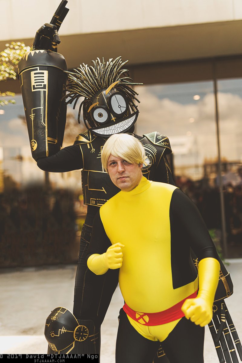 DTJAAAAM's tweet photo. Warlock (https://t.co/OsdhfXJdhA) and Cypher of the New Mutants!

#cosplay #dragoncon #dragoncon2019 https://t.co/zYXzj0G4TL