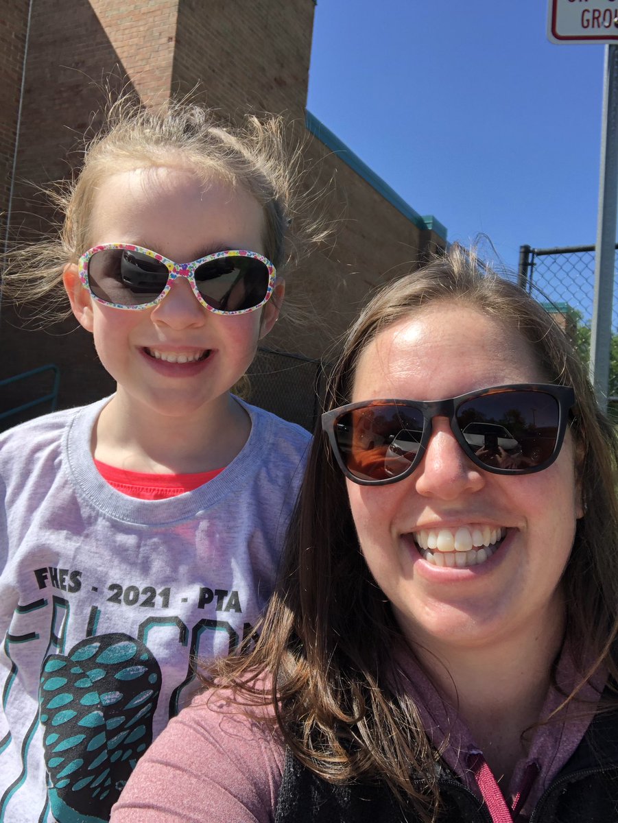 lbkmeen's tweet photo. Beautiful day for the Falcon 5K! Finishers! #FHESfamily @MrsEspositoFHES @tchrwithatitle @fhespta https://t.co/HrRTFCliqH