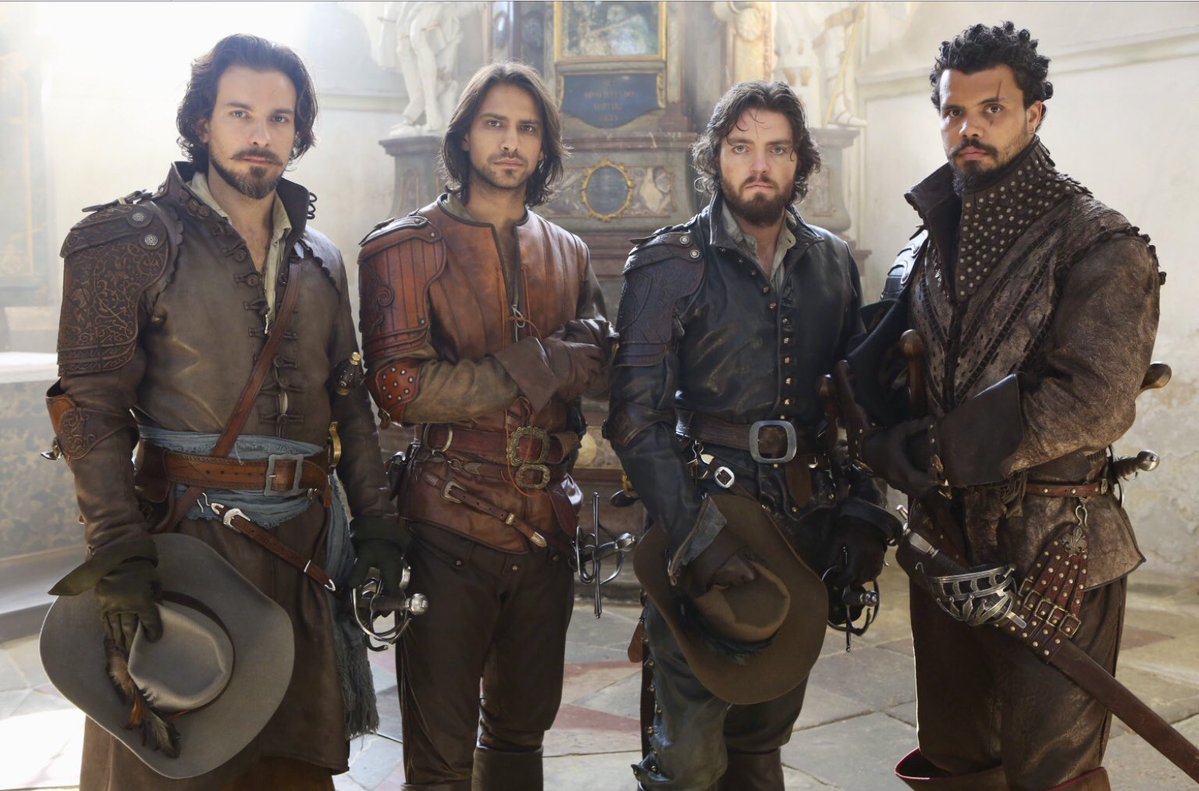 JuttaFreudig's tweet photo. #MusketeersEurope #TheMusketeers S2ep7 βοΈπ #Aramis #SantiagoCabrera #DArtagnan #LukePasqualino #lucapasqualino #Athos #TomBurke #Porthos #HowardCharles #ThemeSaturday #LeatherLove β€οΈ https://t.co/77ApRcahrl