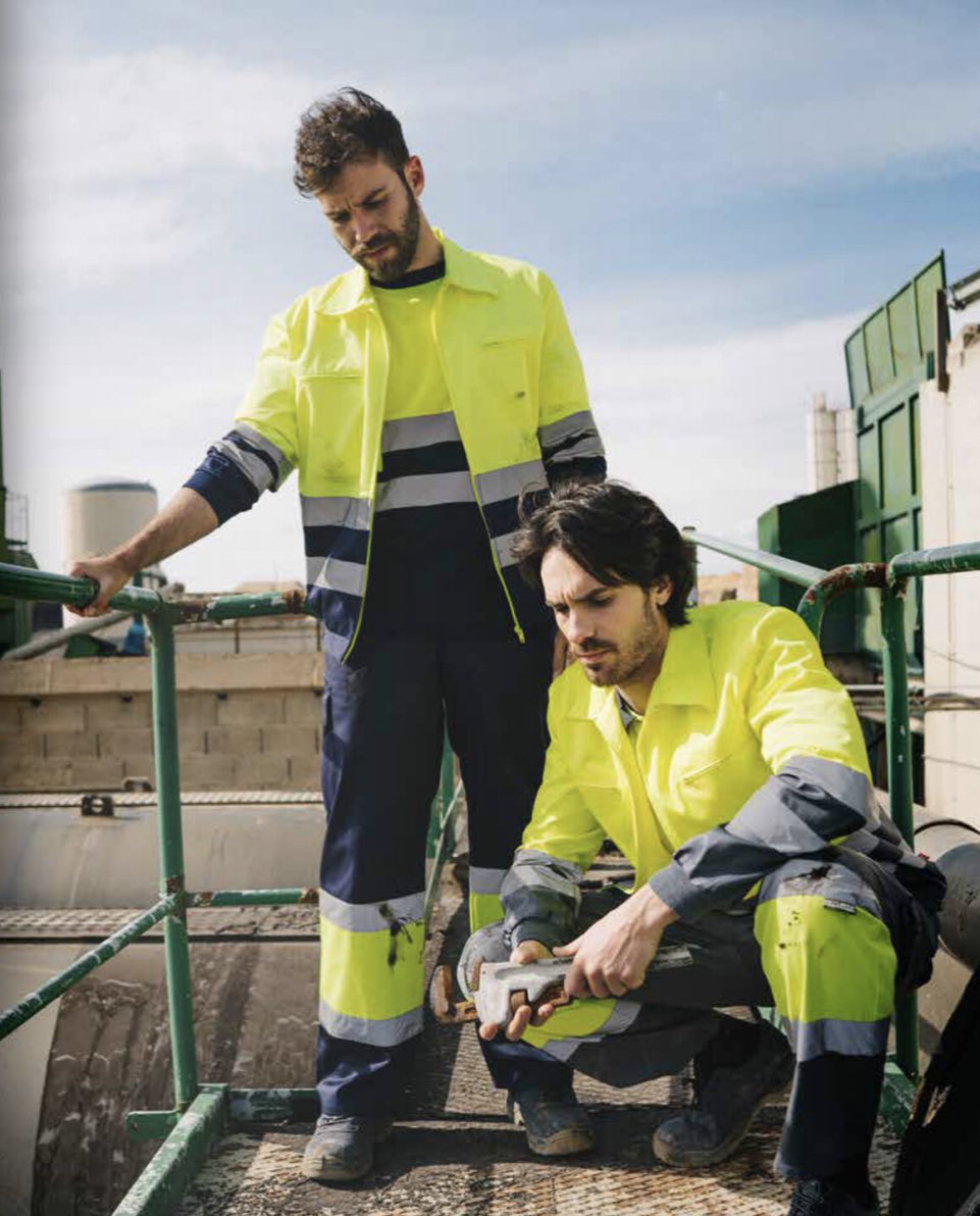 worket_es's tweet photo. FELIZ DÍA DEL TRABAJADOR worketer@s Para @worket.es queremos que sea un día especial, es por ello por lo que durante el día de hoy 1 y 2 de mayo tendremos activo un 10% DE DESCUENTO en toda nuestra web de @worket.es
#diadeltrabajador #trabajo #descuentos #ropadetrabajo #indústria https://t.co/N3cumlfJfe