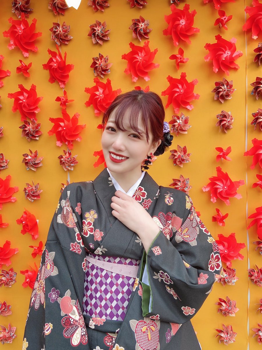 hana_plus1's tweet photo. プラスワンリーダーパープル担当横山花奈です！
フォロワーみんなで2000人増加達成&amp;このツイート300RTでバンジージャンプ飛びます。
もちろん動画にするつもりです!!
みんなでSNS頑張ります！
拡散してください🥳
#プラスワン
#プラスファンキャンペーン
#拡散希望
#リーダー体張るってよ https://t.co/OfcVYuVvbz