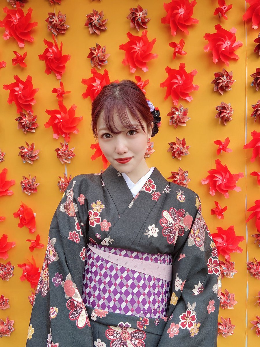 hana_plus1's tweet photo. プラスワンリーダーパープル担当横山花奈です！
フォロワーみんなで2000人増加達成&amp;このツイート300RTでバンジージャンプ飛びます。
もちろん動画にするつもりです!!
みんなでSNS頑張ります！
拡散してください🥳
#プラスワン
#プラスファンキャンペーン
#拡散希望
#リーダー体張るってよ https://t.co/OfcVYuVvbz