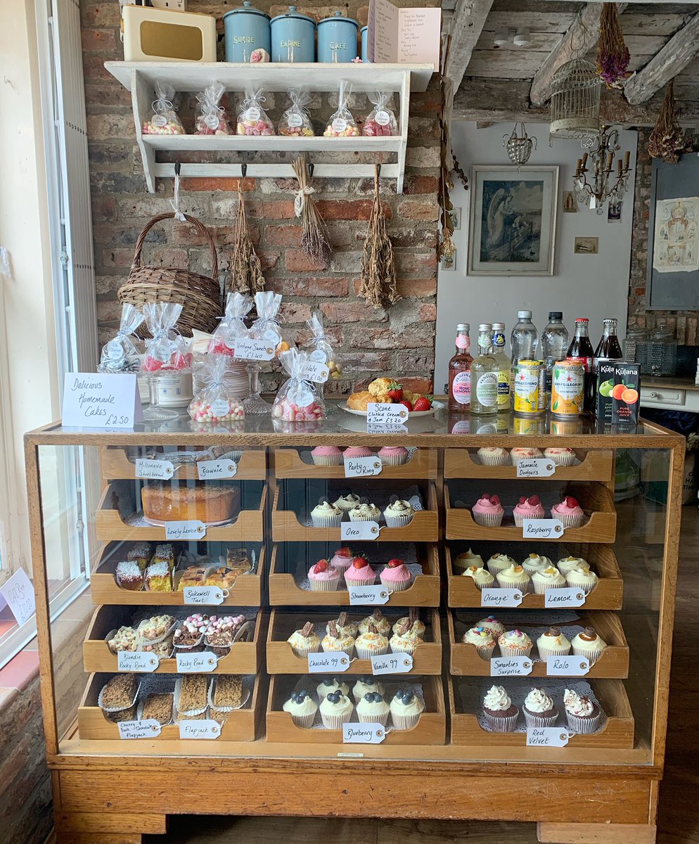 Hello bank holiday weekend <a href="/indieyorkmap/">Indie York</a> <a href="/VisitYork/">✨ Visit York ✨</a> <a href="/ProudlyinYork/">Proudly In York</a> #BankHolidayWeekend