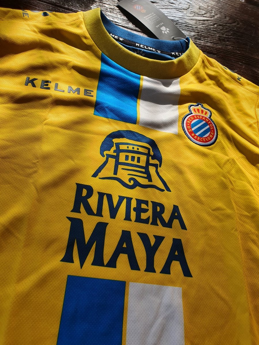 MysteryUnitedEU's tweet image. Pakt #WillemII een punt of meer op bezoek bij #FCUtrecht? Dan geven wij een MysteryUnited.nl Box weg! 📦

Meedoen?
🔁 Retweet
✅ Volg @MysteryUnitedNL 

Of bestel een mystery shirt voor maar €39,95!
Succes!⚽️🤝