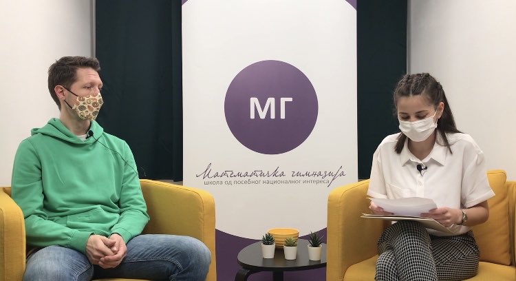 MatGimTV's tweet photo. Снимили смо пету емисију МГ Инфо која ће бити објављена вечерас у 22 часа. 😀 Будите уз наш Јутјуб канал вечерас у 22! https://t.co/CIOqN6Lv1T https://t.co/w2lx9bgcjc