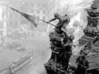 RusEmbJakarta's tweet photo. On 1 May 1945 #RedArmy heroes #Berest, #Kantaria and #Yegorov raised #VictoryBanner over the #Reichstag. It was the 4th flag to be hoisted atop the building, first 3 were destroyed. This powerful symbol showed that long awaited #Victory over Nazism was close https://t.co/Pet7wWSorA