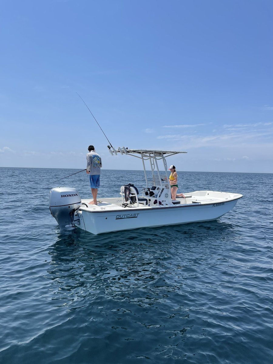 32086Chris's tweet photo. #NFGCSA little offshore Friday Fun. https://t.co/ls59lFzSWm