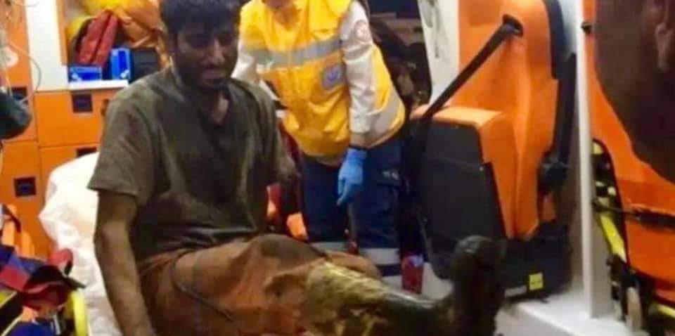 “Çizmelerim kirli çıkarayım mı sedye kirlenmesin” diyen emekçiyi de unutmadık... #1Mayıs