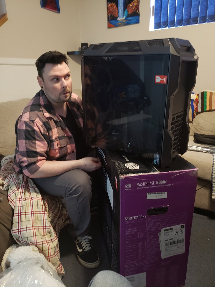 _Celfi_'s tweet image. So this beast arrived yesterday 3 days early!!!
#pc
#buildpc
#pcbuild
#gamer
#gaymer
#twitch
#twitchtv 
#ryzen 
#msi