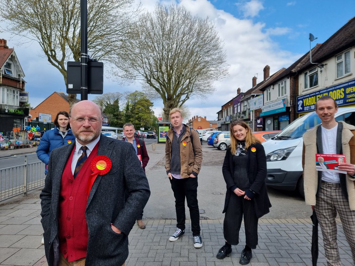 After a productive doorknock for <a href="/liambyrnemp/">Liam Byrne MP</a>, the West Mids Young Fabians have now announced a new band, Liam &amp; the Gradualists.