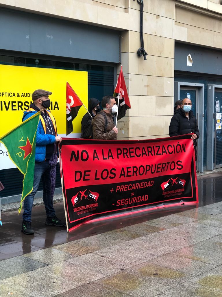 cgtgroundforce's tweet photo. Viva la lucha obrera, viva el 1 de mayo. https://t.co/k2LGYGmEcy