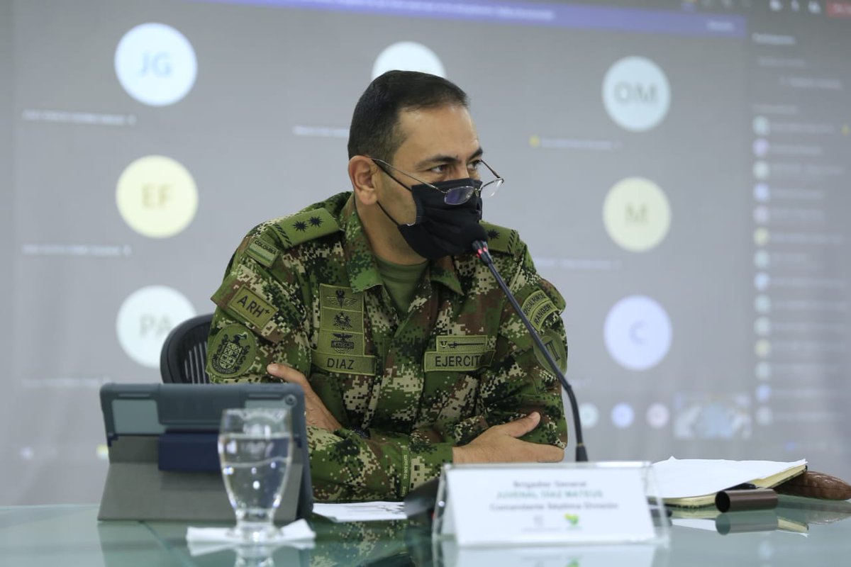 LuisFSuarezV's tweet photo. En Consejo de Seguridad analizamos los graves hechos de las últimas horas en distintas zonas del departamento. No toleraremos amenazas contra la institucionalidad ni la infraestructura. UNIDOS articulamos capacidades para enfrentar la amenaza. ¡No nos dejaremos desestabilizar! https://t.co/MAtc8Vhzba