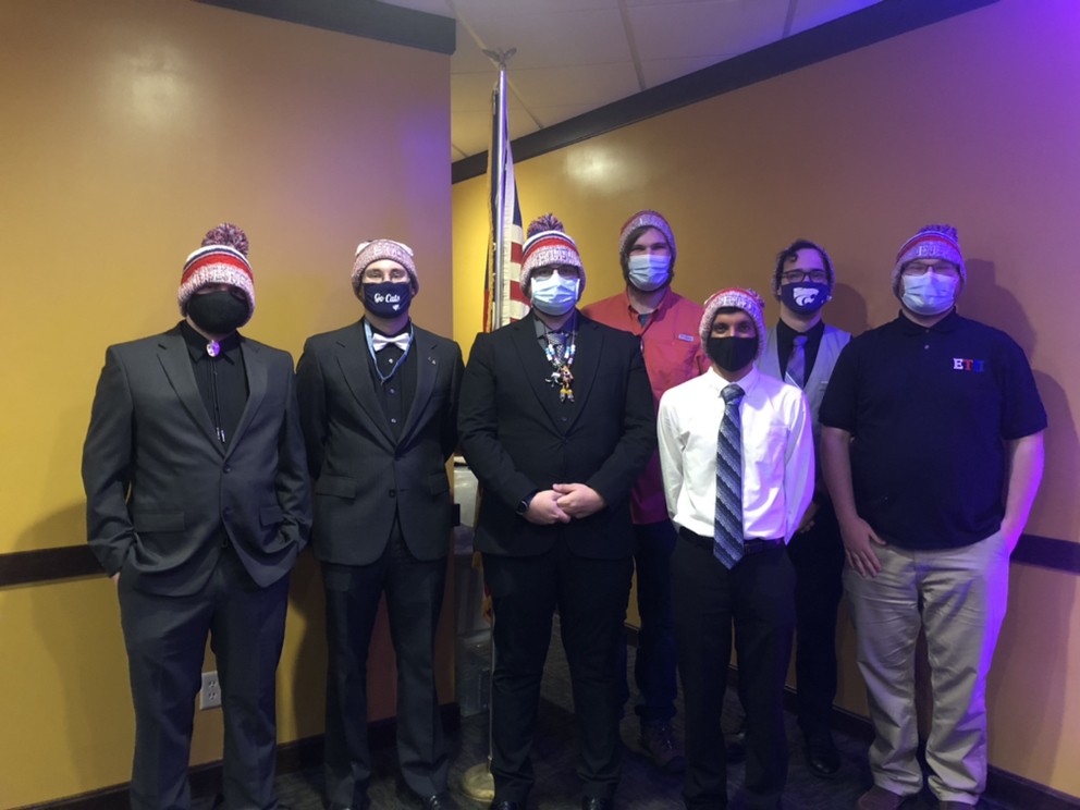 Also we got hats 🎩 #MayEaglesForeverSoar #EMAW