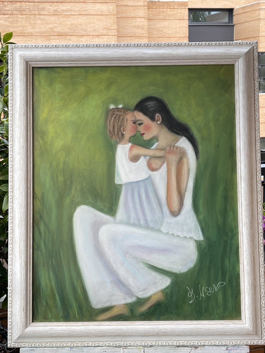 PeyronaJose's tweet photo. Cuadro de madre e hija a pastel de 70 x 60, pintado por Diocrecia Usero https://t.co/LsqNyiJQKg