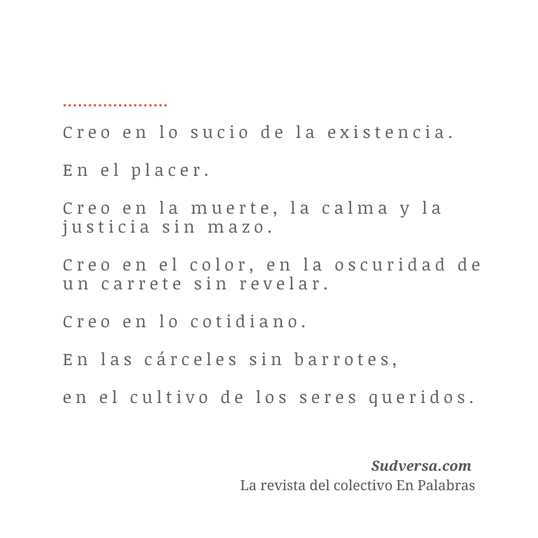 enpalabrasbcn's tweet photo. @FrankVsquz escribió este poema en 2019. Hoy, su texto acompaña una parte de su corto-documental #Siqe, en el  que relata su experiencia en #Barcelona. https://t.co/o15QXVwZC4