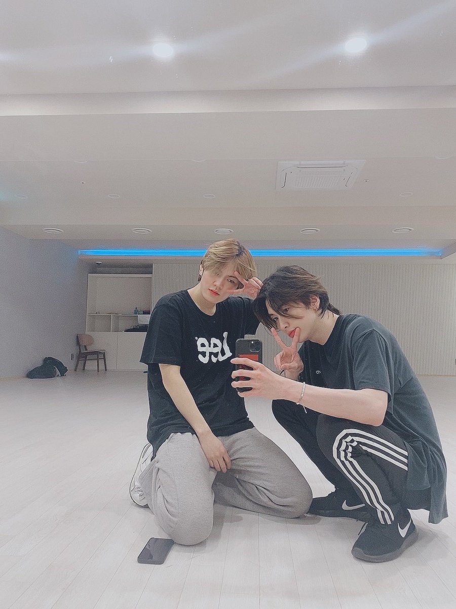 안녕☺️ #샤오 #xiao #환희 #hwanhee