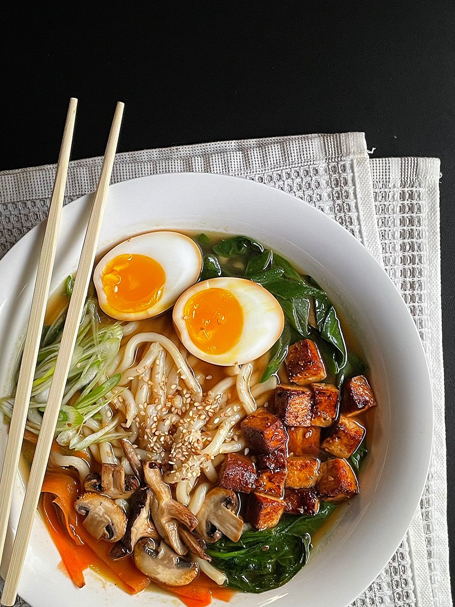 AmEsstisch's tweet photo. 🍜 Veggie Miso Ramen. https://t.co/yc2R593OwY