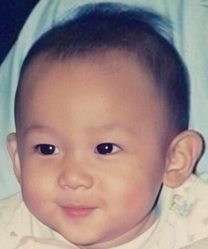 Bambam throughout the years but as you scroll down he gets older a heartwarming thread; #OurPreciousBamBamDay #형왜내생일축하안해_뱀뱀