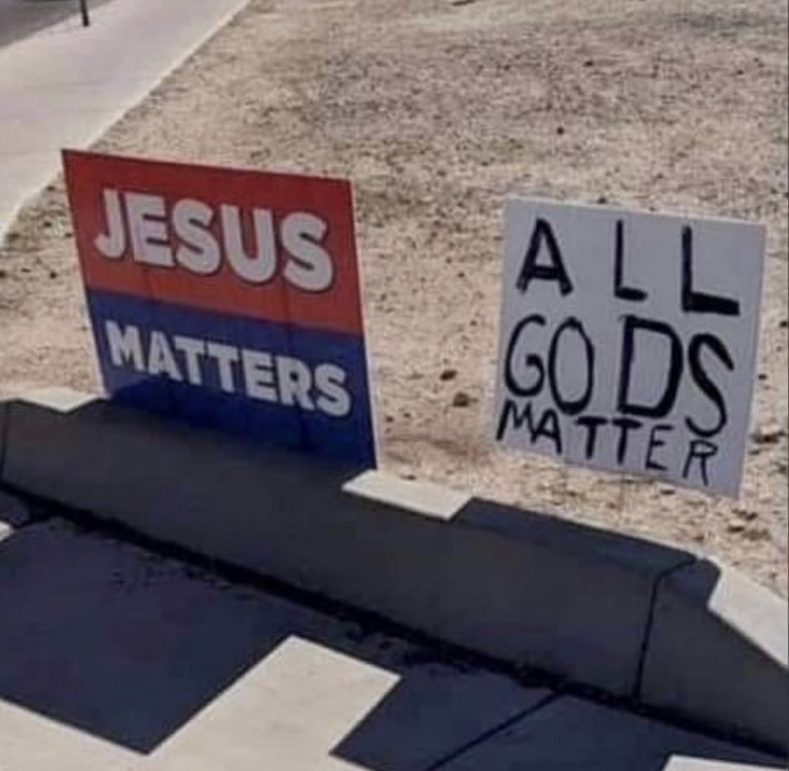 This made me laugh so much. Don’t know whose pic it is.