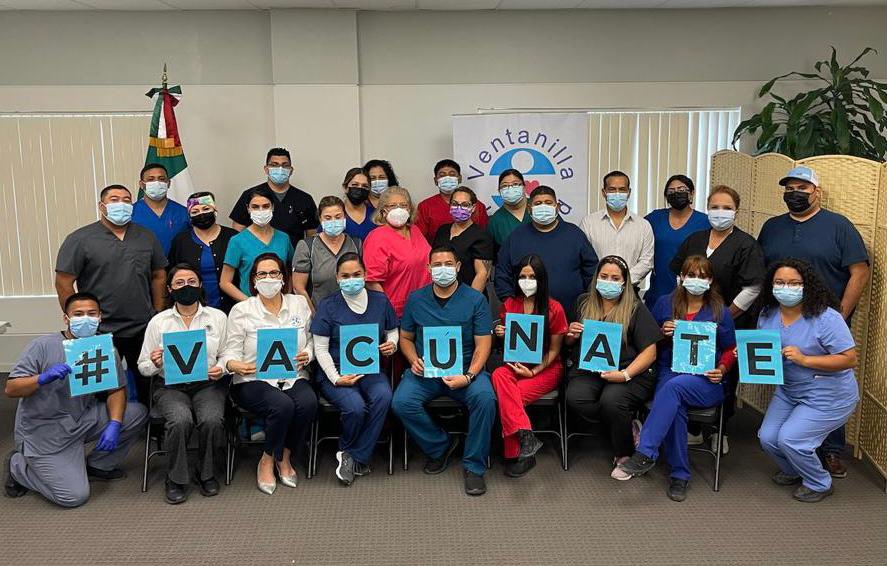 ConsulMexMAC's tweet photo. Estamos concluyendo exitosamente la jornada de vacunación 💉 contra COVID-19. Con la colaboración de @TexasDSHS y personal médico de agencia #DOCSHealth. #VACUNATE #VDS @IME_SRE @SRE_mx @SSalud_mx https://t.co/TBqhGOuYLh