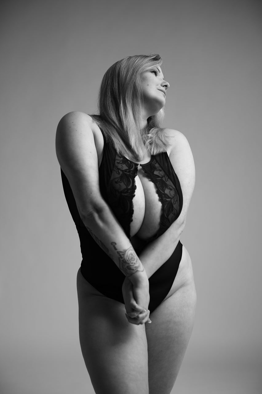 Kira Liv on Twitter: "50% on my onlyfans ️ https://t.co/zZWWfhEzrM…