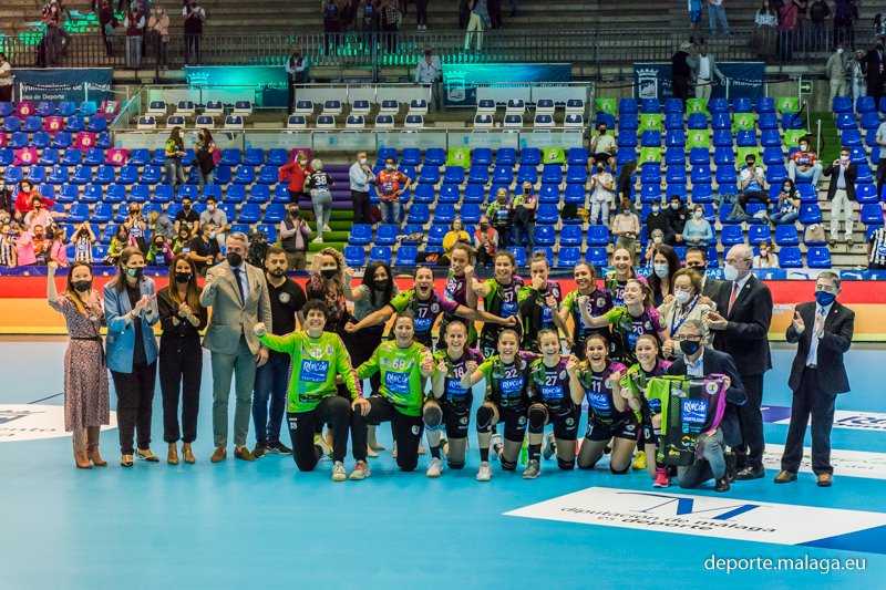 Área de Deporte (@deportemalaga) on Twitter photo Excelente primer paso del <a href="/BMMalagaCosta/">Costa del Sol Málaga</a> para lograr su primer título europeo de la Historia. Victoria por 32-28, que hay que defender ante <a href="/RK_LokomotivaZG/">RK Lokomotiva Zagreb</a> el próximo 8 de mayo, a las 20:00 horas. #SomosPanteras Ver + imágenes en👉 bit.ly/3xIr5Ns💪 Excelente primer paso del <a href="/BMMalagaCosta/">Costa del Sol Málaga</a> para lograr su primer título europeo de la Historia. Victoria por 32-28, que hay que defender ante <a href="/RK_LokomotivaZG/">RK Lokomotiva Zagreb</a> el próximo 8 de mayo, a las 20:00 horas. #SomosPanteras Ver + imágenes en👉 bit.ly/3xIr5Ns💪
