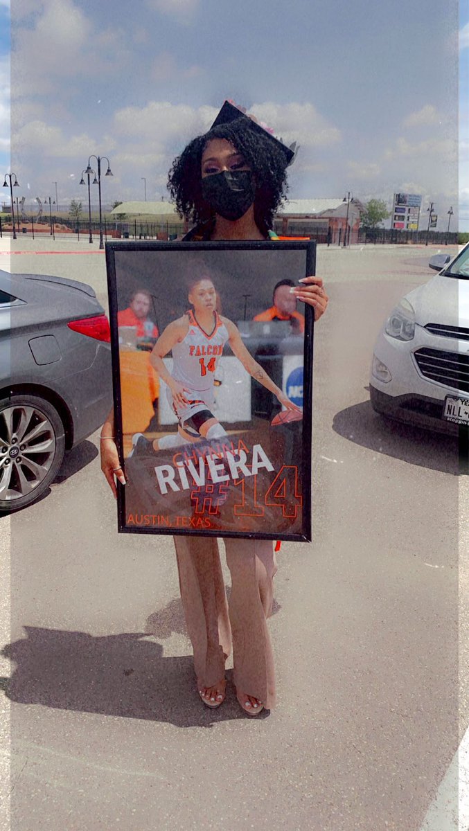TheRealChy_'s tweet photo. Kinda happy kinda sad. Made great memories with great people. Played college basketball for such a great coach. THANK YOU UTPB 🧡🖤🏀 https://t.co/xyd5FuYIgD