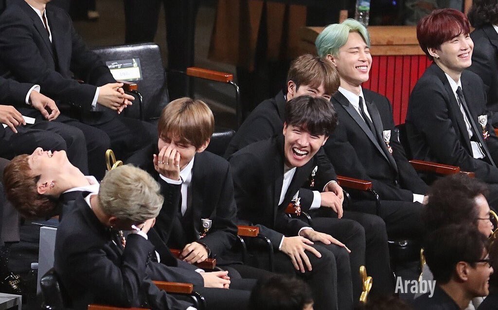 In suits at a big event or in merch tshirts on their own, true laughter is never far awayI vote  #BTSARMY    #BestFanArmy  #iHeartAwards  @BTS_twt