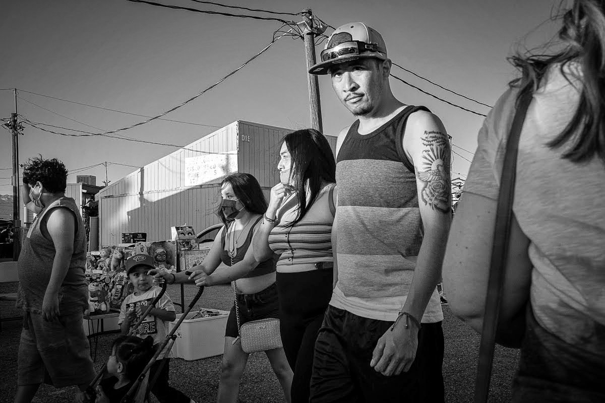 SergioACasares1's tweet photo. Making Street Portraits In Tucson Arizona. ๐๐ธ
.
.
.#fujifilmsg
#streetphotography #tnscollective #fujifanboys #street_avengers #streetsnappers #f8streetmag #streetmoment #thepictoriallist #streetphotographyworldwide #urban https://t.co/2hnJclHAJf