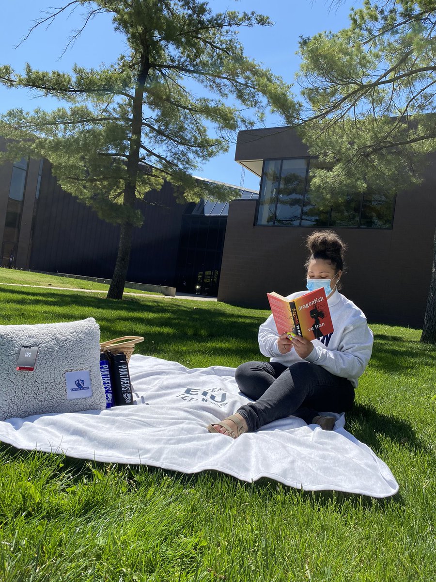 EIU Bookstore tweet media