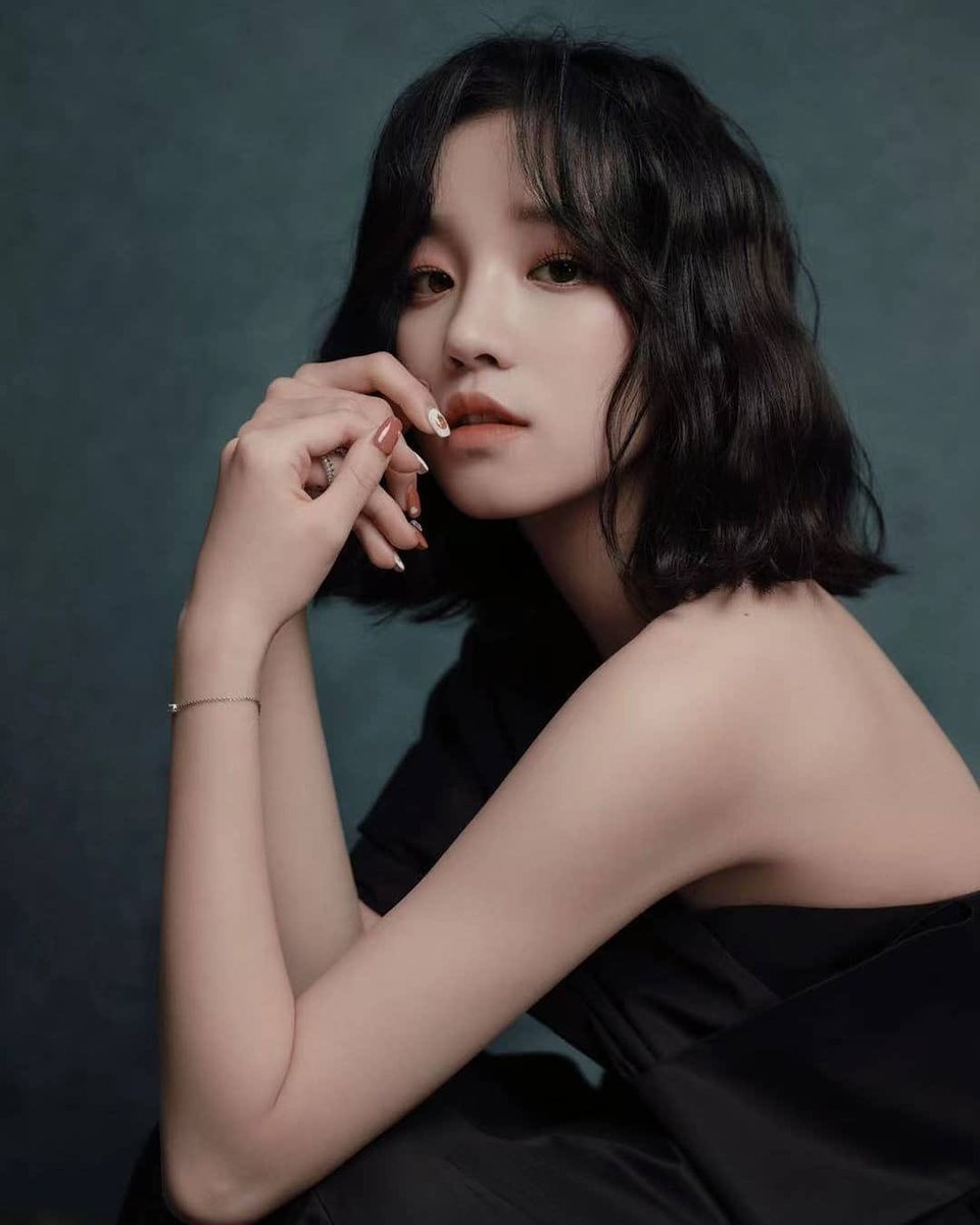 YuqiLove's tweet photo. 우기야 이렇게 나오면 곤란해....
심장 아프단 말이��😭❤️❤️❤️ https://t.co/oriPZvZYMm