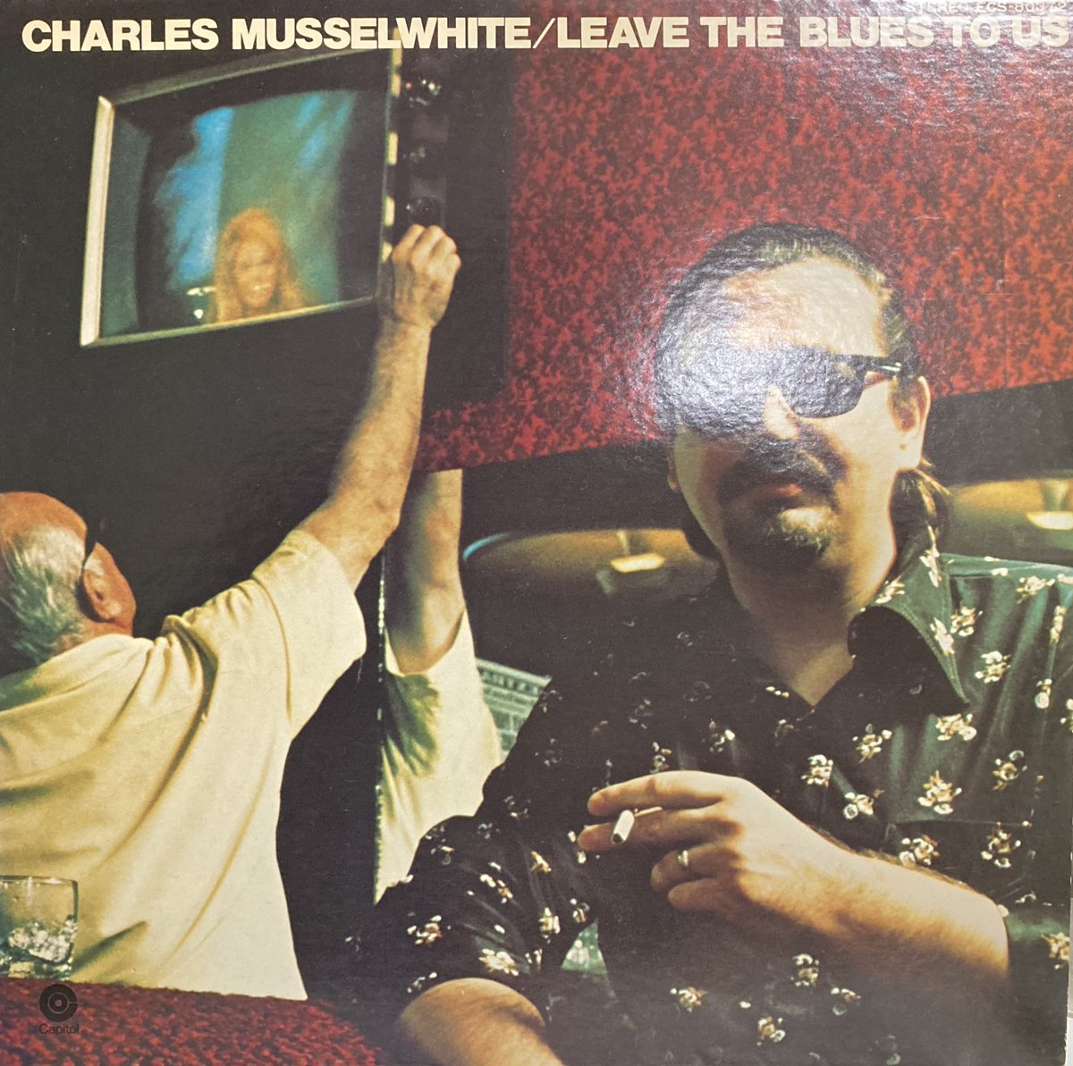 今日の1曲！
Charlie Musselwhite, 
Candy Kitchen.
youtube.com/watch?v=pL7e_Z…
#blues
#bluesharp 
#charliemusselwhite