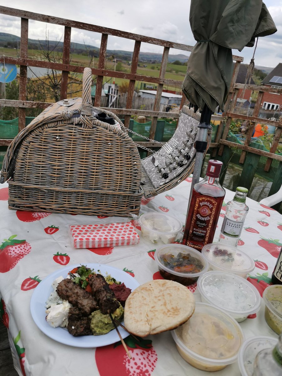 Andrew George tweet media