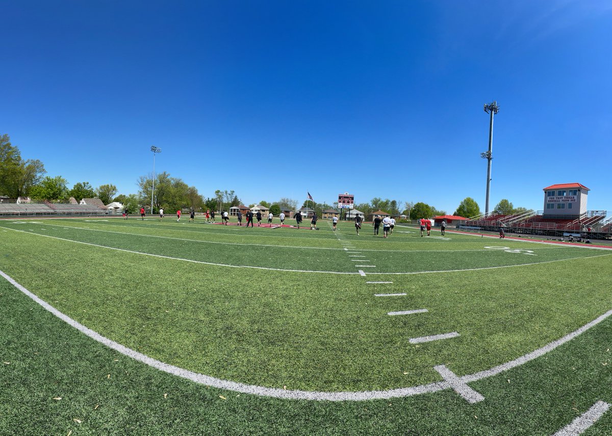 DP_Athletics's tweet photo. Warming up! Props to freshman softball player Gina Wilson for being here as the only female so far and after playing in a doubleheader last night. https://t.co/ZHFlfZjFP1