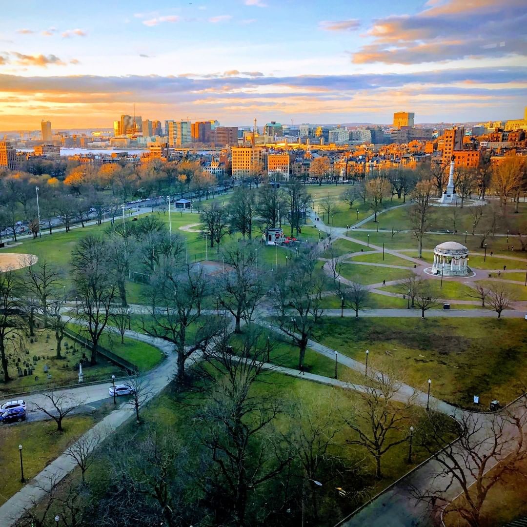 WDesignWeeks's tweet image. On May 4th join @BosDesignWeek and @BSLAOffice in their panel &quot;ESSENTIAL: Public Health, Public Space &amp;amp; the Design of Boston&apos;s Big Parks.&quot; bostondesignweek.com
#UnitedByDesign #BostonDesignWeek #landscapearchitecture #architecture #publicspace