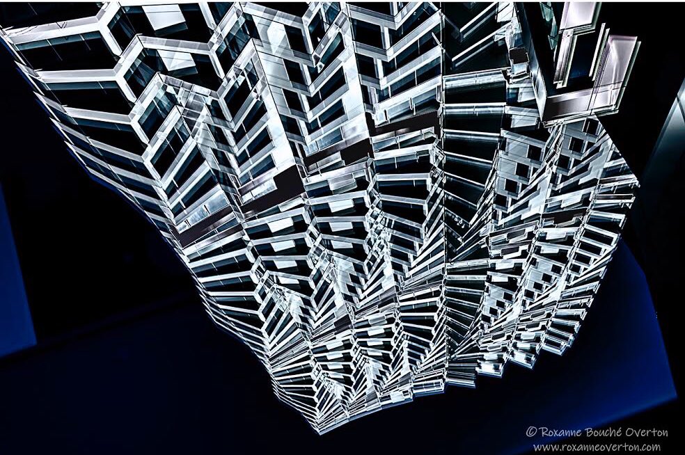 roxanne_overton's tweet photo. Mira Downward. A private reflecting garden gives a unique perspective to this amazing architectural wonder. https://t.co/4XCoITwuj0 has books that teach photography. #mira #buildings #urban #urbanfragments #lookingdown #architecture #downtown #SFdowntown #reflection https://t.co/quP4JyGTx6