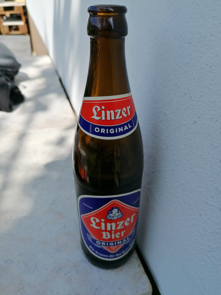 Seit1908_at's tweet photo. Mit was stimmt ihr euch heute ein?
#oefbcup #finale @LASK_Official #schlägl #linzerbier #Hofstetter #gemeinsamsindwirlask #ooebier #heimat #ASKRBS https://t.co/3iZTrTylsS
