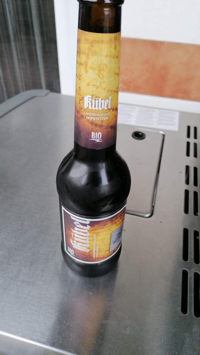 Seit1908_at's tweet photo. Mit was stimmt ihr euch heute ein?
#oefbcup #finale @LASK_Official #schlägl #linzerbier #Hofstetter #gemeinsamsindwirlask #ooebier #heimat #ASKRBS https://t.co/3iZTrTylsS