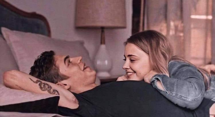 TheLoststar1_'s tweet photo. We all deserve a person who says, "We can fix this, I can't lose you." ❤
#SaturdayThoughts https://t.co/31VgppG9NG