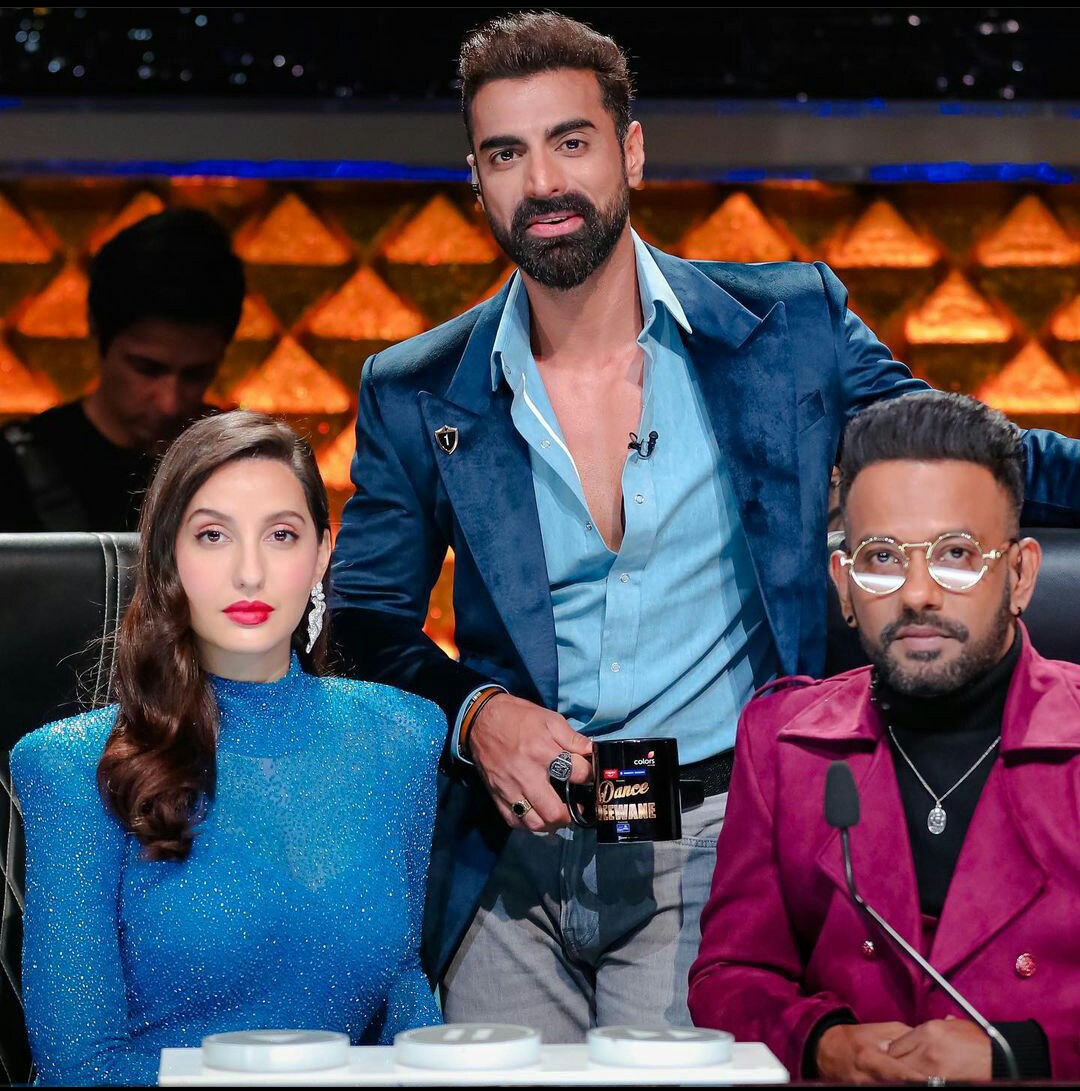 NorraFatehi's tweet image. All about today in #DD3 ❤ @TheTusharKalia @SonuSood #Dharmesh @bharti_lalli @writerharsh 😍🙏