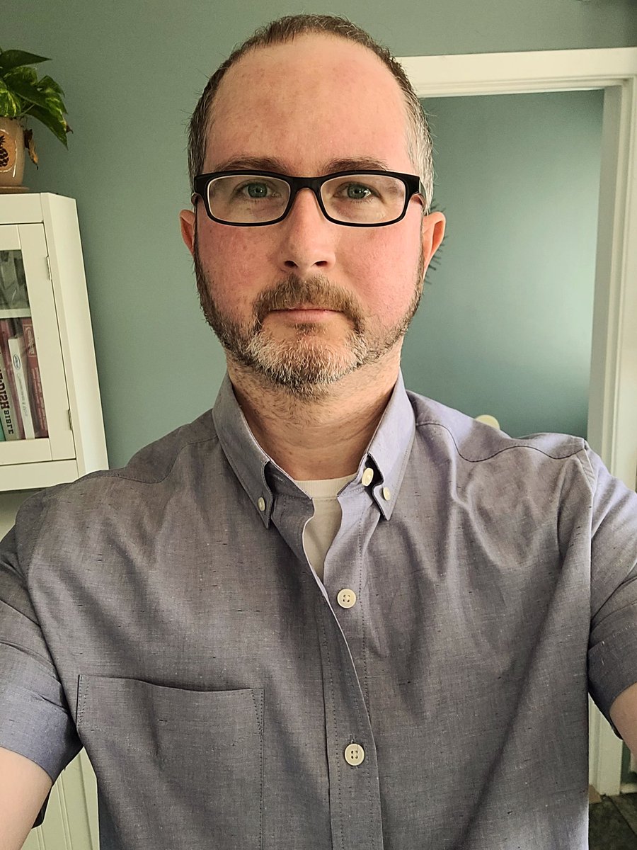 Wearing a buttondown shirt for the first time in... well, a long time. And why? To go to the grocery store. Because I'm tired of wearing sweats. There, I said it.